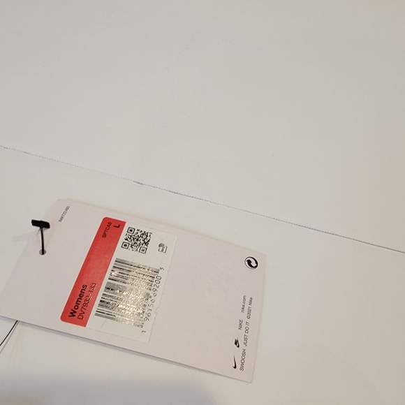 Nike Sportswear Swoosh Print Shorts Women's Size Large Style DV7932-133 NEW! - Picture 8 of 17